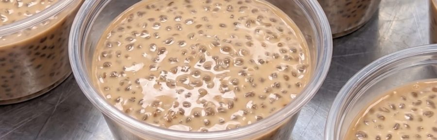 Cafe con leche chia pudding